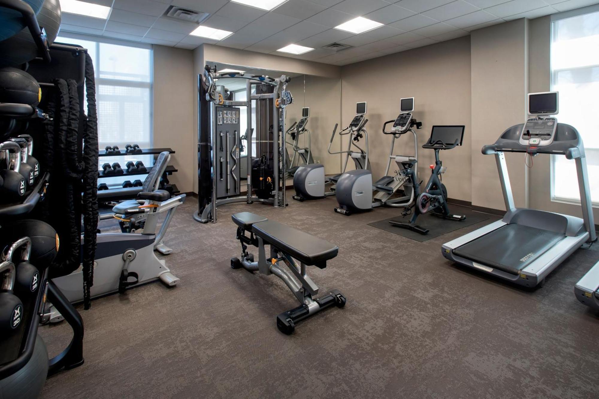 Residence Inn By Marriott Fairfax City Экстерьер фото